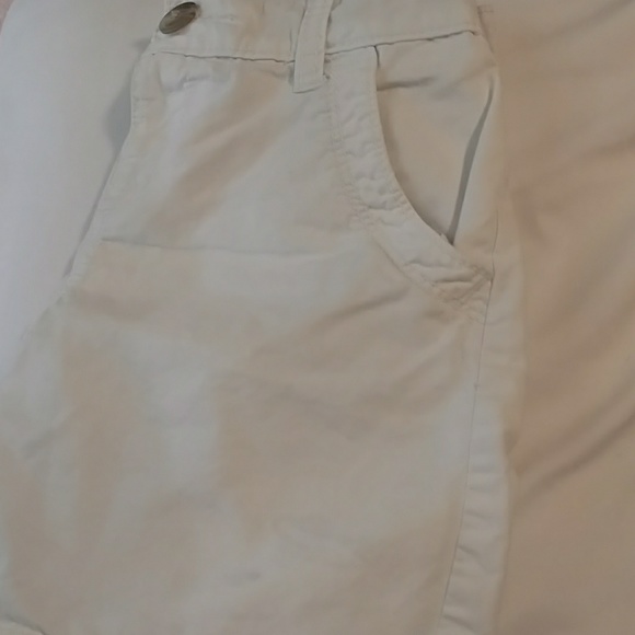 Shorts - Picture 1 of 4